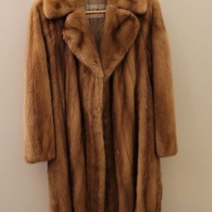 Jenuine fur mink coat